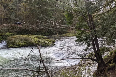 Rainbow Falls State Park