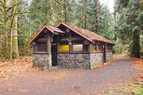 Rainbow Falls State Park