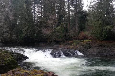 Rainbow Falls State Park