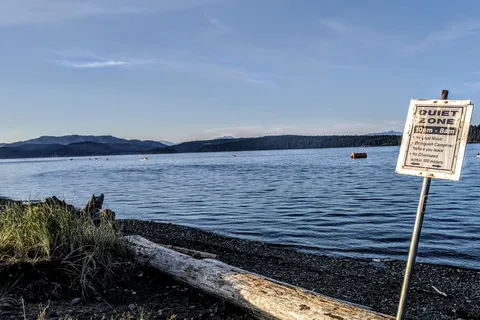 Thunderbird RV Park and Cottage Resort