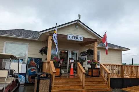 Thunderbird RV Park and Cottage Resort