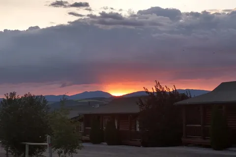 Wolf Den RV Park
