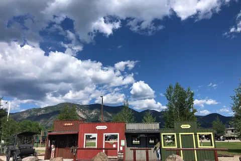 Wolf Den RV Park