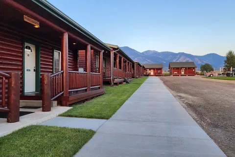 Wolf Den RV Park