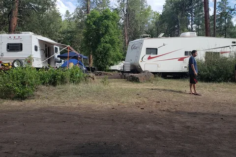 Lower Log Road Apache Indian Res
