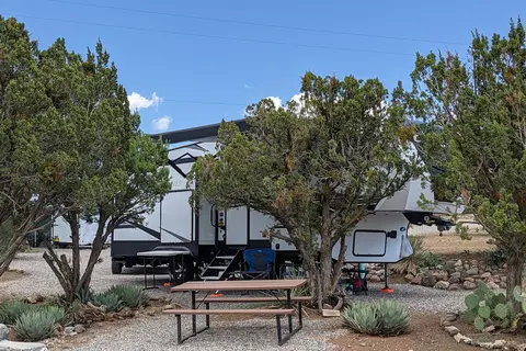Manzano's RV Park