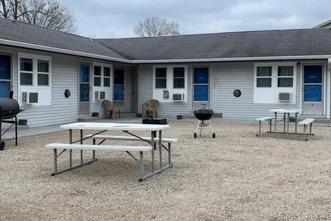 Bluejay Fishing and Camping Resort