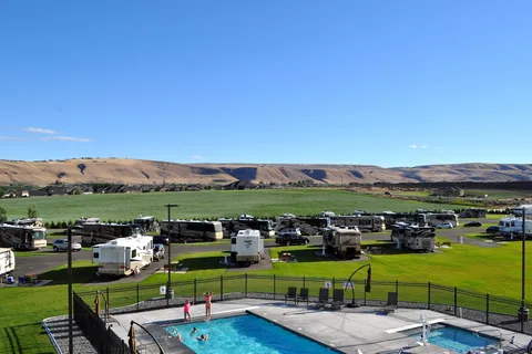Columbia Sun RV Resort