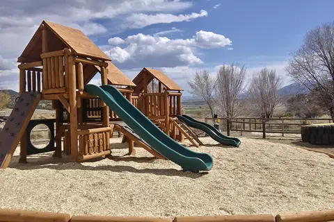 BV Overlook Camp & Lodging