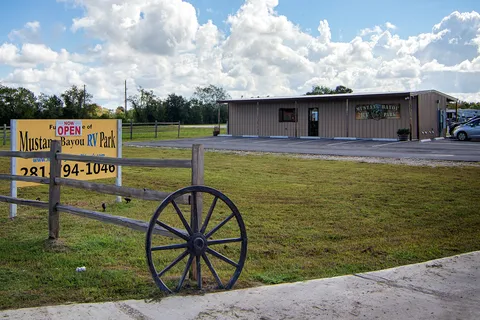 Mustang Bayou RV Park