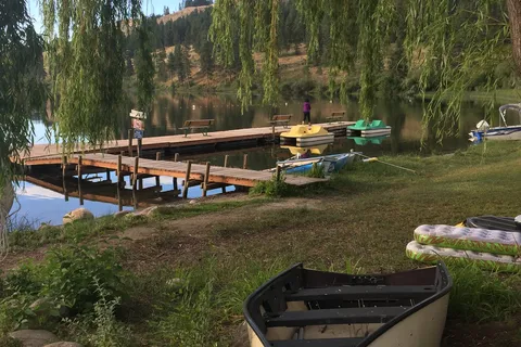 Silverline Lakeside Resort