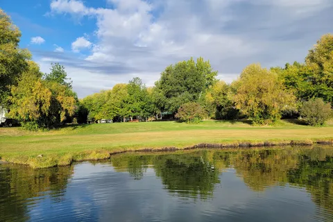 Silverline Lakeside Resort
