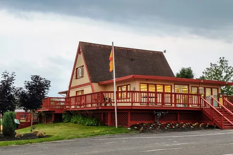 Niagara Falls / Grand Island KOA Holiday