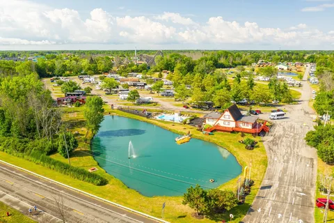 Niagara Falls / Grand Island KOA Holiday