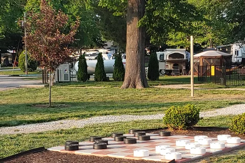 Louisville South KOA Holiday