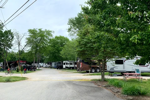 Louisville South KOA Holiday