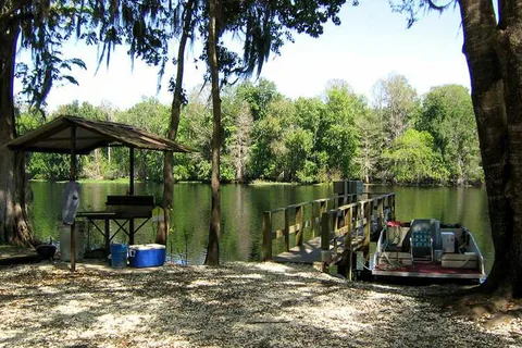 Riverside Lodge RV Resort