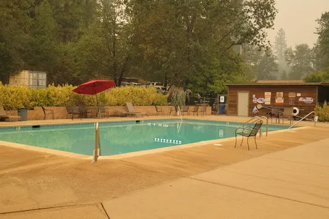 Lake Francis Resort