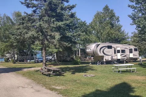Roberts Landing Campground