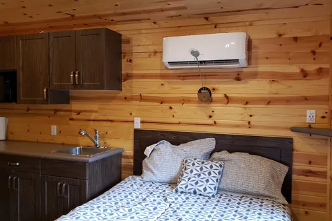 Auburn Riverside Retreat