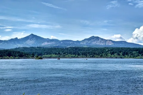 Port of Cascade Locks Campground