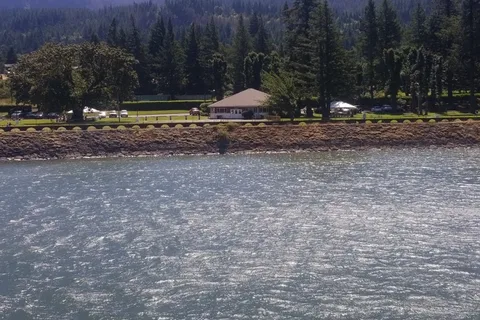 Port of Cascade Locks Campground