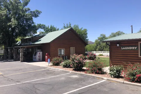 Monument RV Resort
