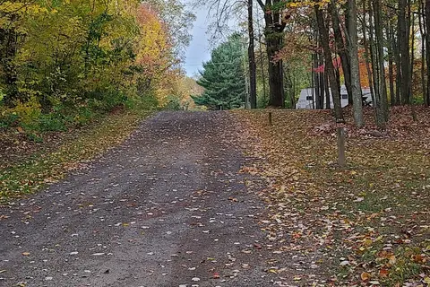 The Lost Oaks Campground