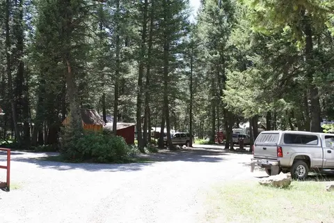 Campfire Lodge and Resort