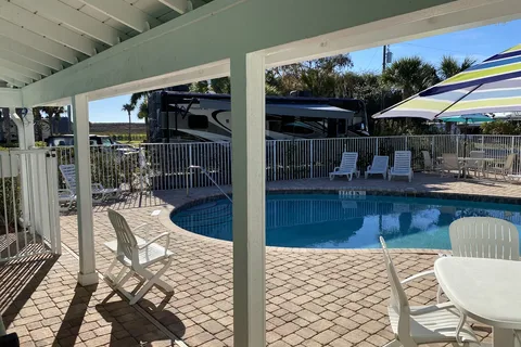 Water's Edge Motor Coach and RV Resort
