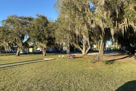 Water's Edge Motor Coach and RV Resort