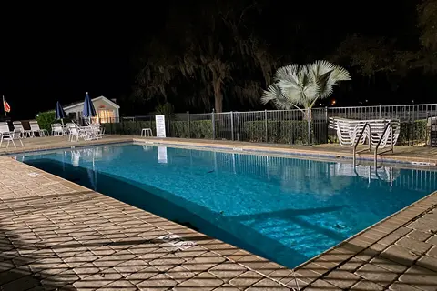 Lake Josephine RV Resort