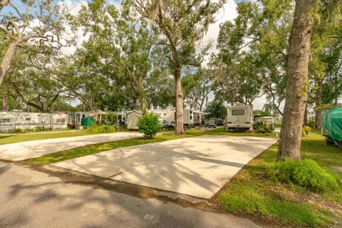 Lake Josephine RV Resort