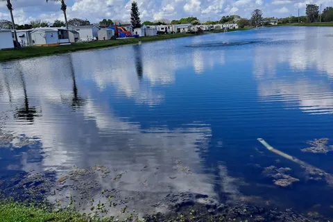 Lake Toho Resort