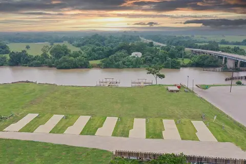 Henry's Hideout Riverfront RV Community