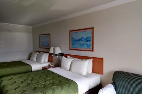 Sunbanks Resort