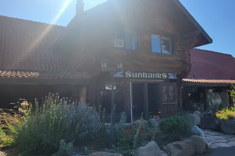 Sunbanks Resort