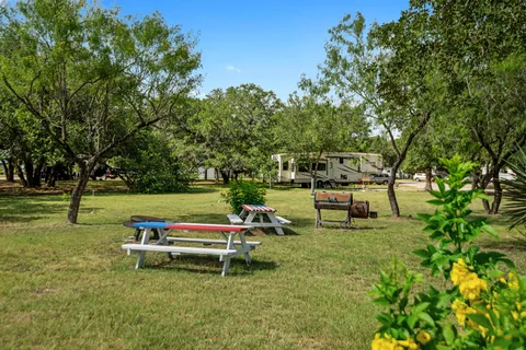 Eagle Ford Estate RV Park
