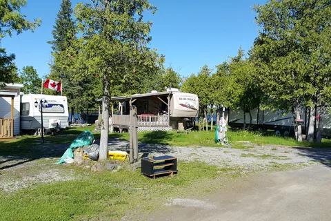 Serenity Bay Cottage and RV Park