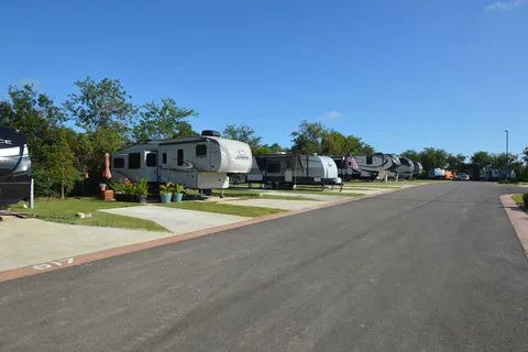 Hardy's Resort RV Park