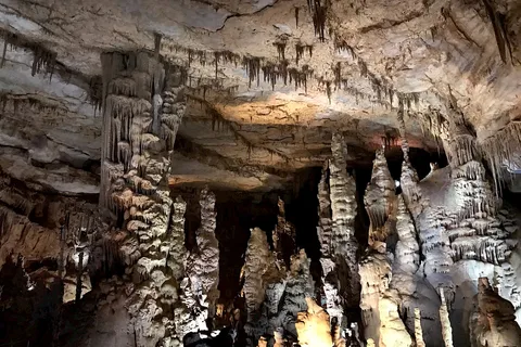 Cathedral Caverns Cabins