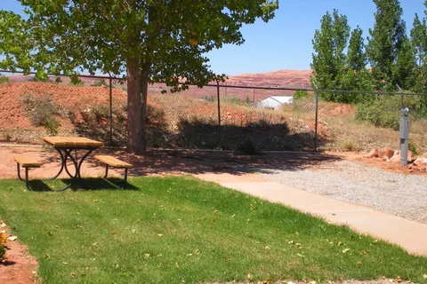Spanish Trail RV Park-Campground