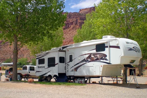 Spanish Trail RV Park-Campground