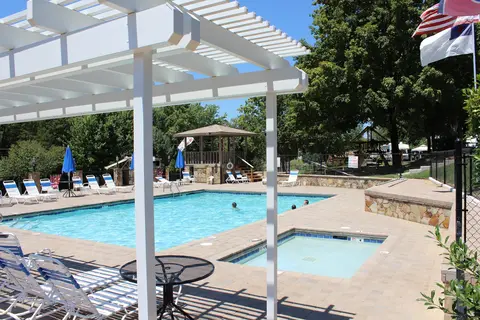 Mill Creek RV Park and Vacation Rentals
