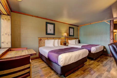 Holiday Motel and RV Park