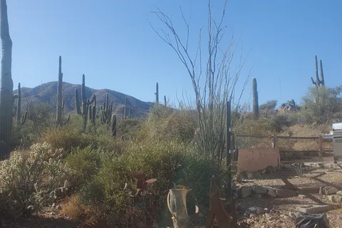 Shangri-La Ranch (Nudist)