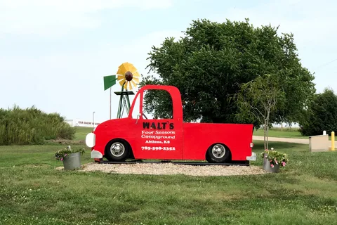 Walt's Four Seasons Campground and Country Store