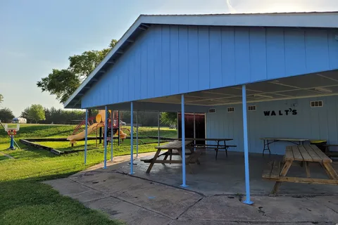 Walt's Four Seasons Campground and Country Store
