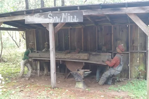 Country Hills Resort