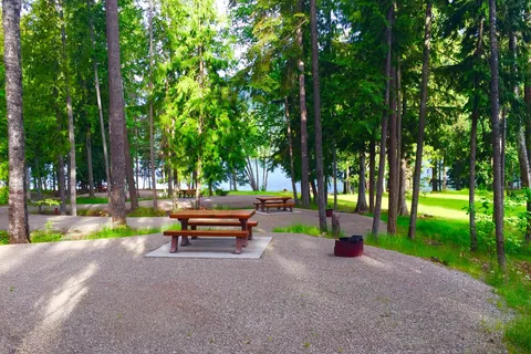 Mabel Lake Provincial Park